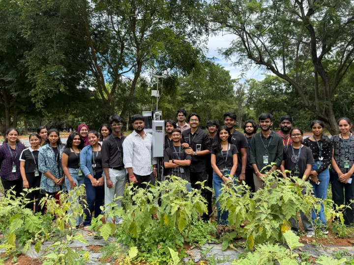 The CropNow team around NEST in a field